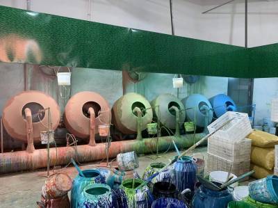 玩具廠滾漆現場圖